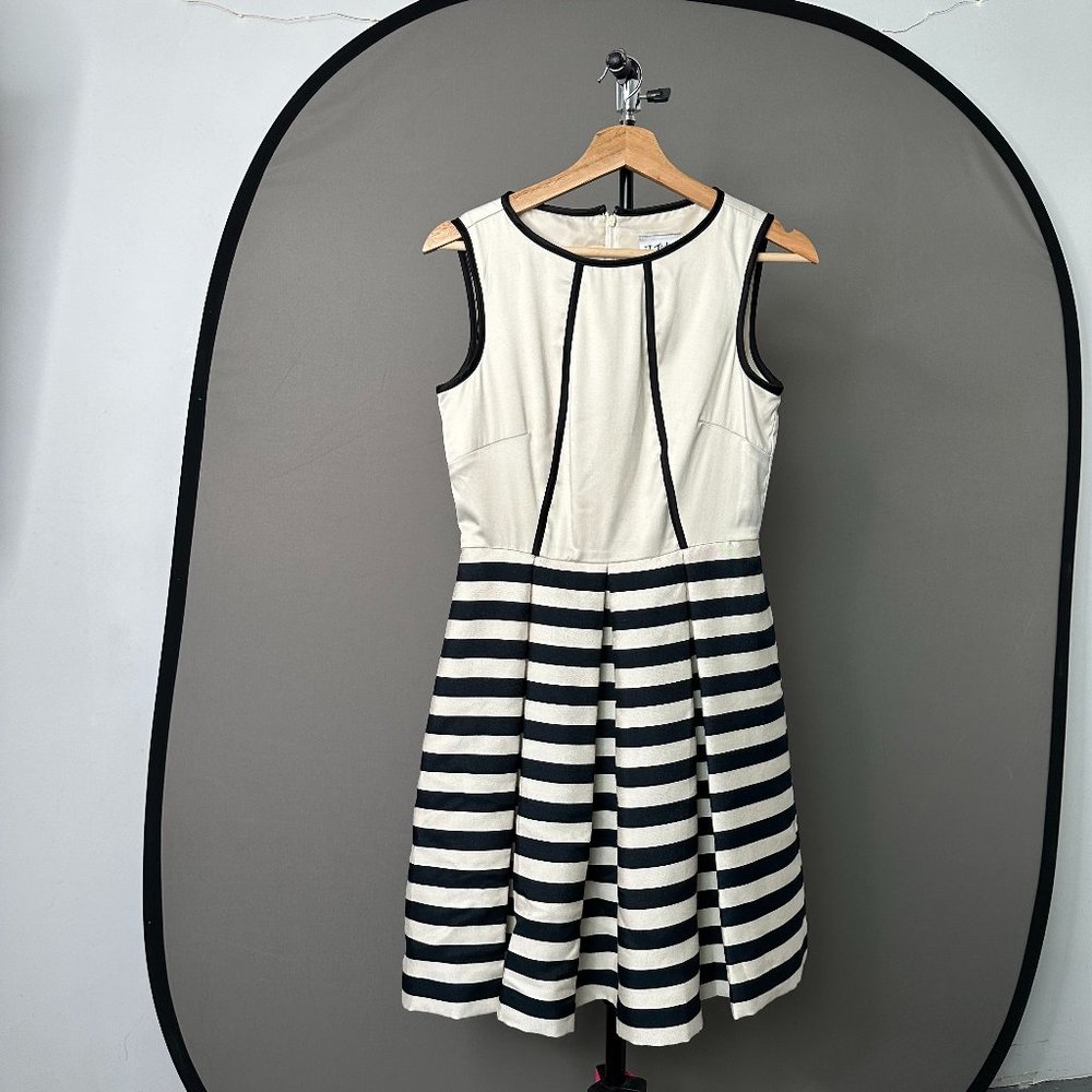 j. taylor | dress | ivory + black | size 4
